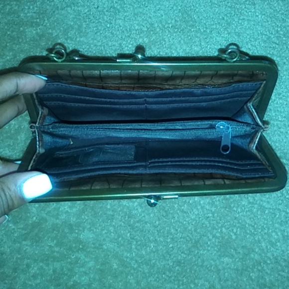 Purse - Picture 3 of 3